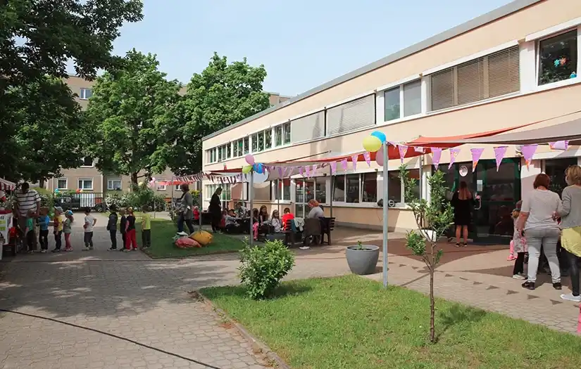 AWO Lausitz Pflege- und Betreuungs- gGmbH KITA Spielparadies AWO Lausitz Pflege- und Betreuungs- gGmbH KITA Spielparadies
